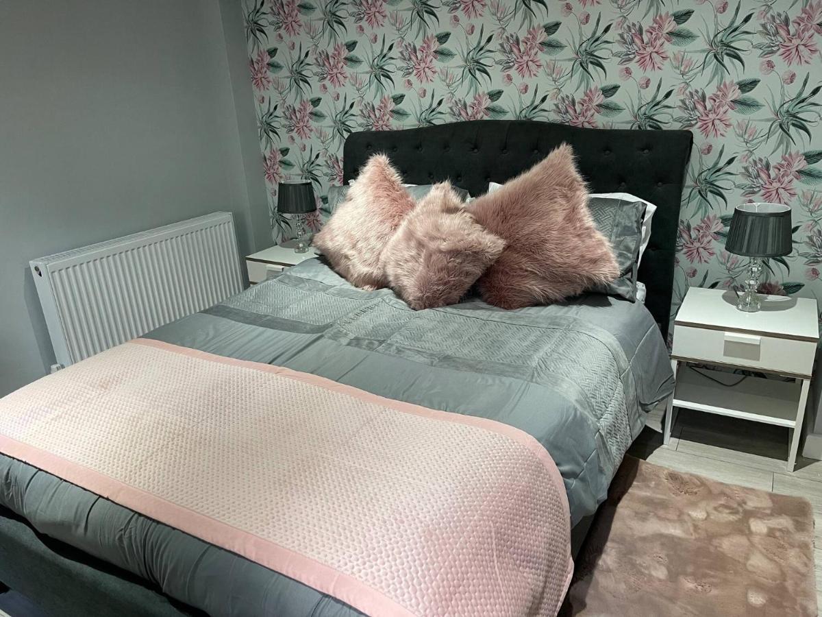 Entire 2 Bed Flat With Garden, Located Near Beach Lägenhet Brighton Exteriör bild